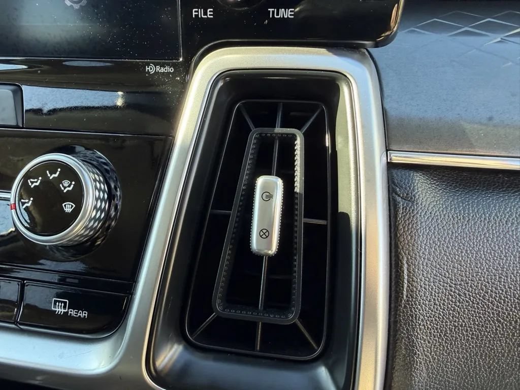 Used 2021 Kia Sorento LX FWD image 26