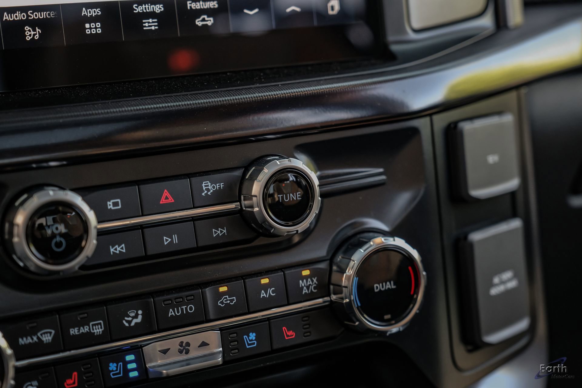 Used 2025 Ford F150 Raptor w/ Equipment Group 803A Raptor R image 67