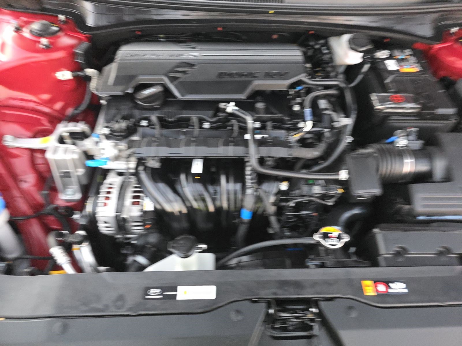 Used 2025 Hyundai Elantra SE image 14