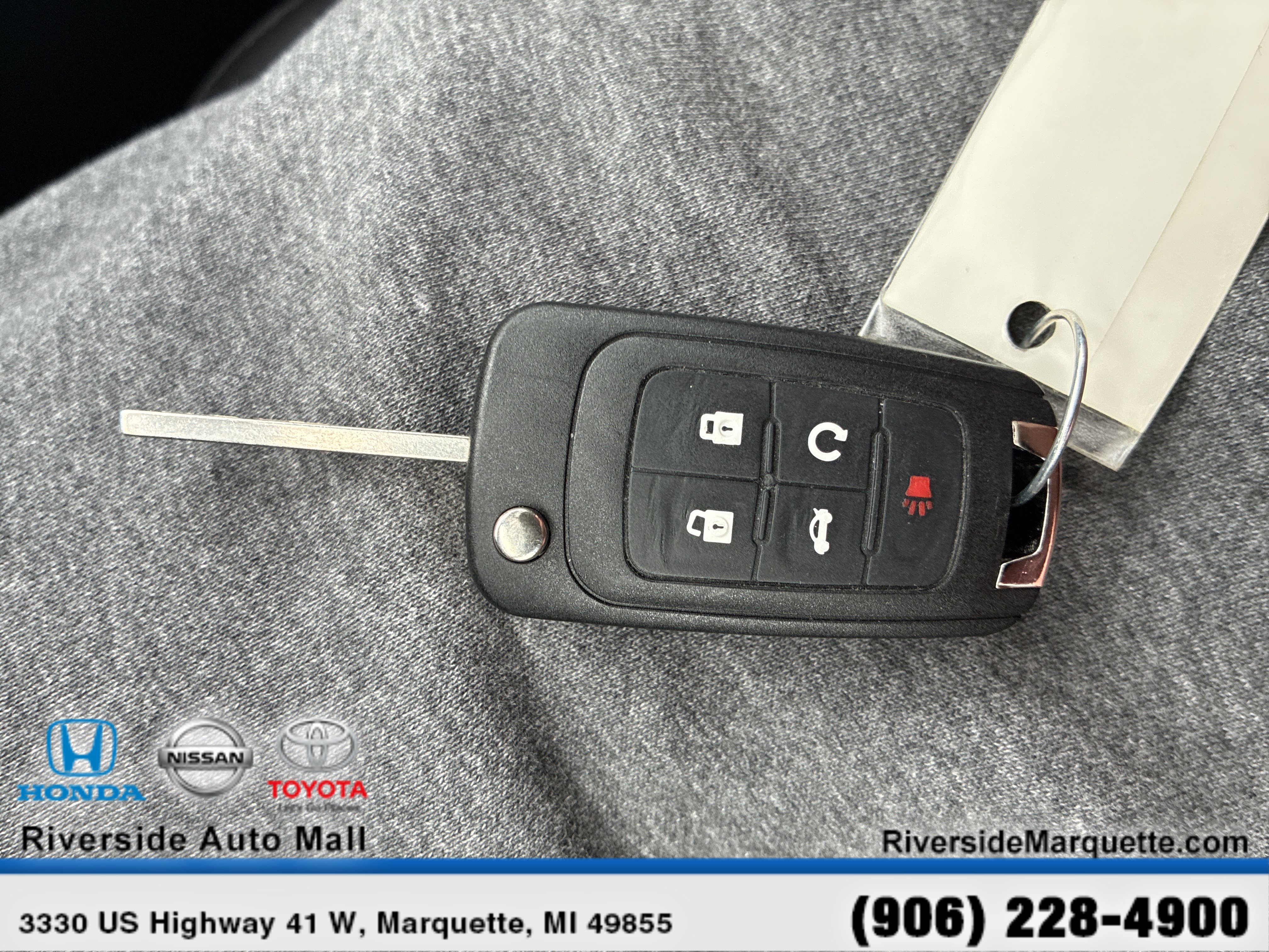 Used 2016 Chevrolet Equinox LTZ w/ Enhanced Convenience Package image 26