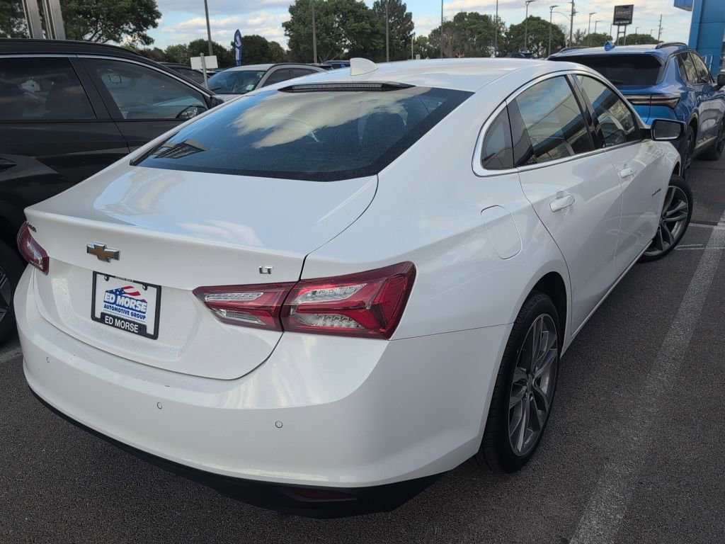 Used 2024 Chevrolet Malibu LT image 3