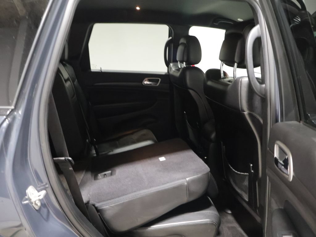 Used 2018 Jeep Grand Cherokee Altitude AWD/4WD image 20