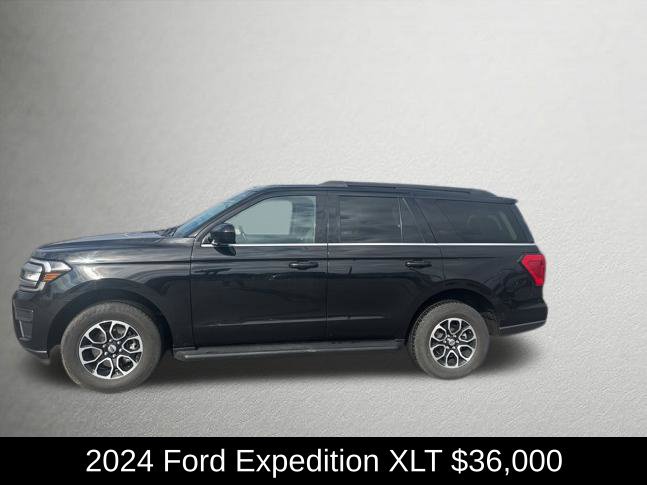 Used 2024 Ford Expedition XLT AWD/4WD image 2