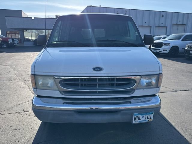 Used 2001 Ford E-350 and Econoline 350 XLT RWD image 2