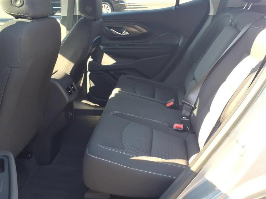 Used 2023 GMC Terrain SLE w/ Elevation Edition FWD image 23