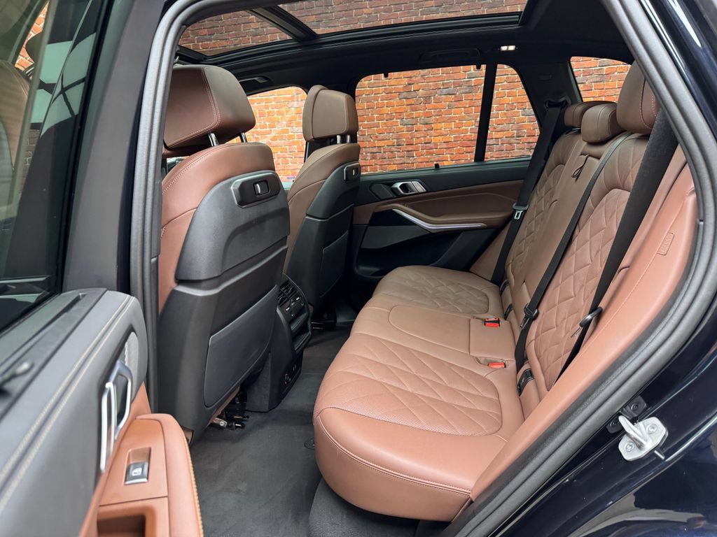 Certified 2024 BMW X5 xDrive40i w/ M Sport Package AWD/4WD image 23