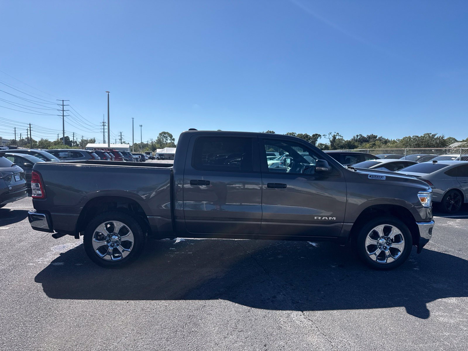 Used 2023 RAM 1500 Big Horn AWD/4WD image 7