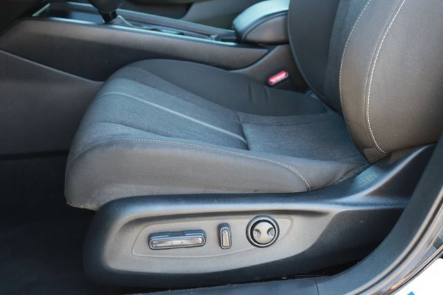 Used 2023 Honda Accord Sport image 11