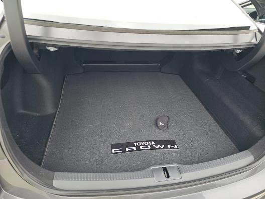 Used 2024 Toyota Crown w/ Carpet Mat Package (TMS) AWD/4WD image 6