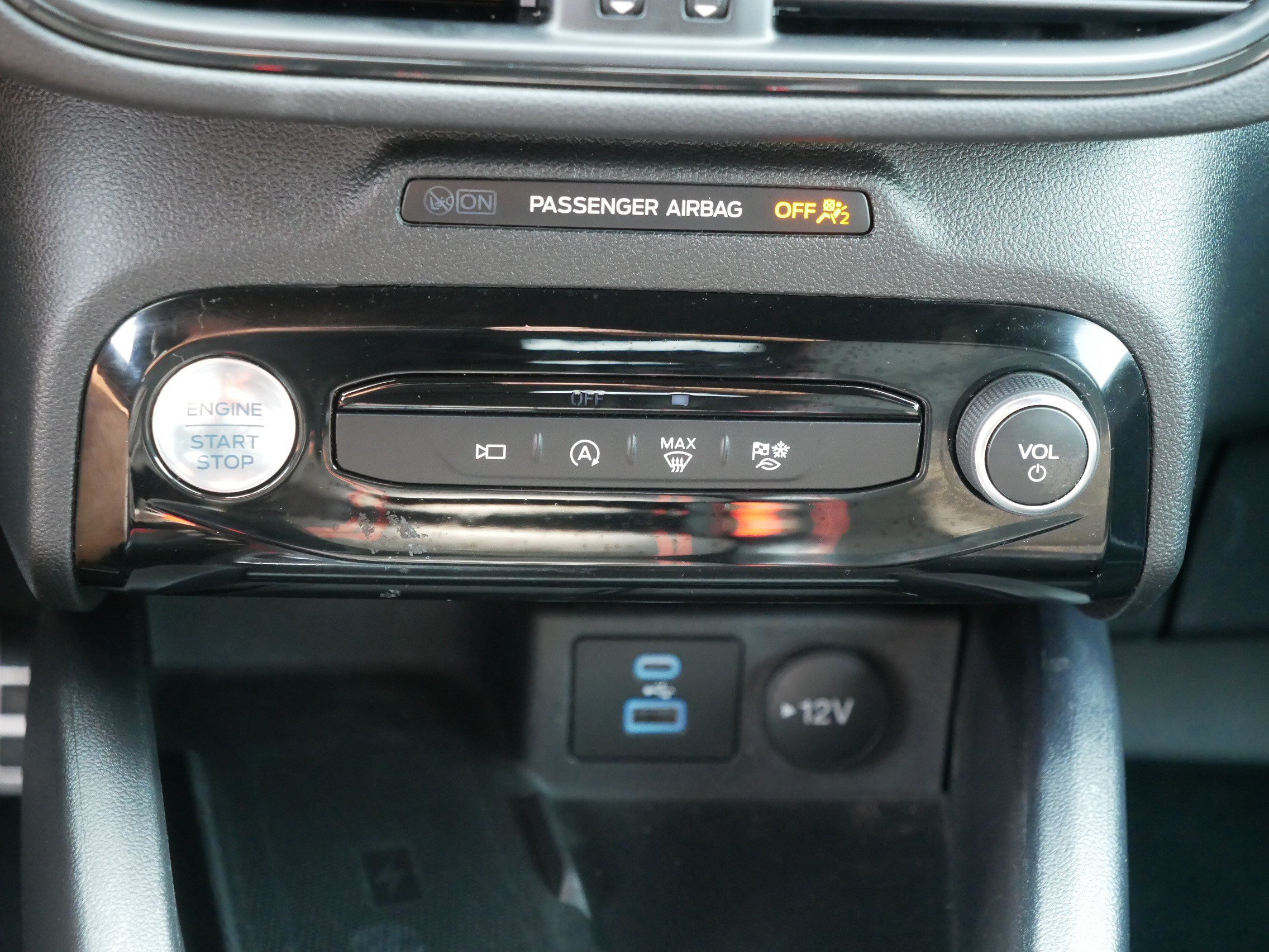Used 2023 Ford Escape ST-Line Select w/ Tech Pack #2 AWD/4WD image 23