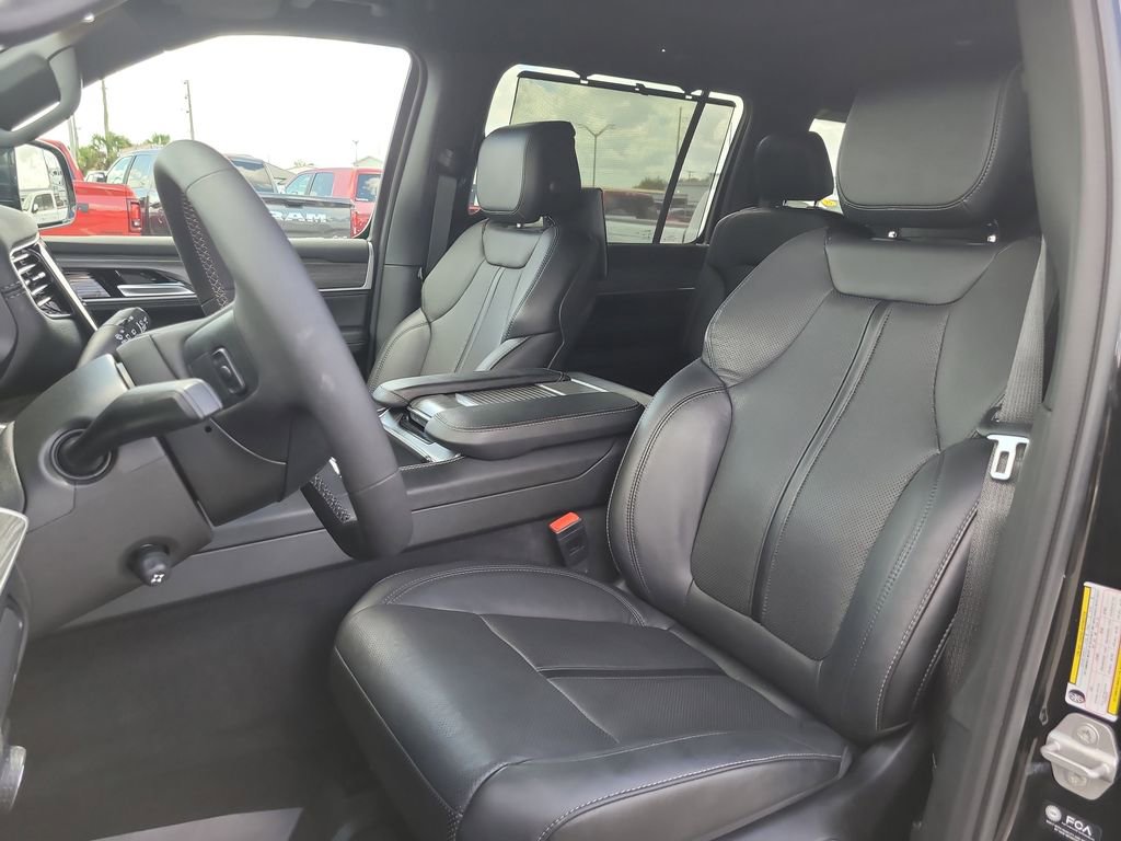 Certified 2024 Jeep Wagoneer Series III w/ Premium Group I image 19