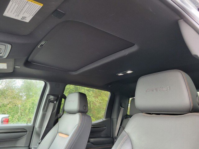 Used 2024 GMC Sierra 1500 AT4 w/ Technology Package AWD/4WD image 27