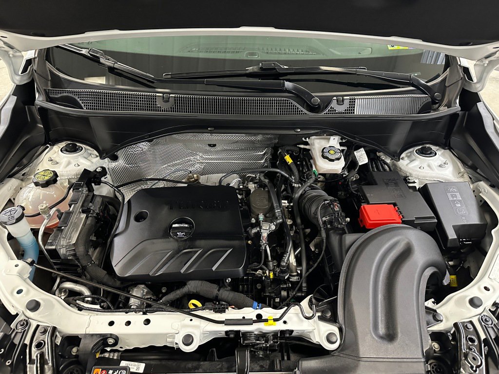 Certified 2024 Buick Encore GX Avenir w/ Avenir Convenience Package image 40