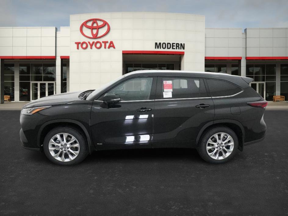 New 2026 Toyota Highlander Limited image 9