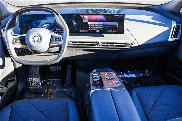 Used 2023 BMW iX M60 w/ Executive Package image 23