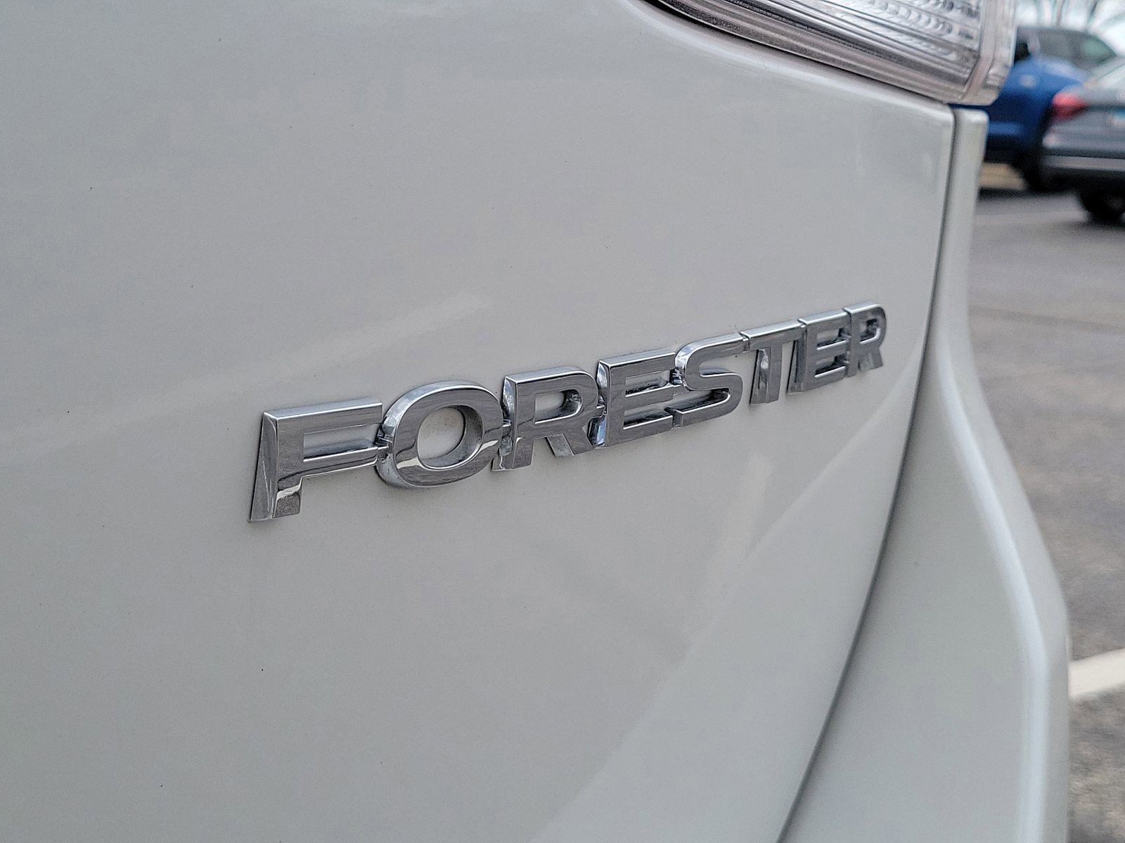 Used 2020 Subaru Forester Premium AWD/4WD image 7