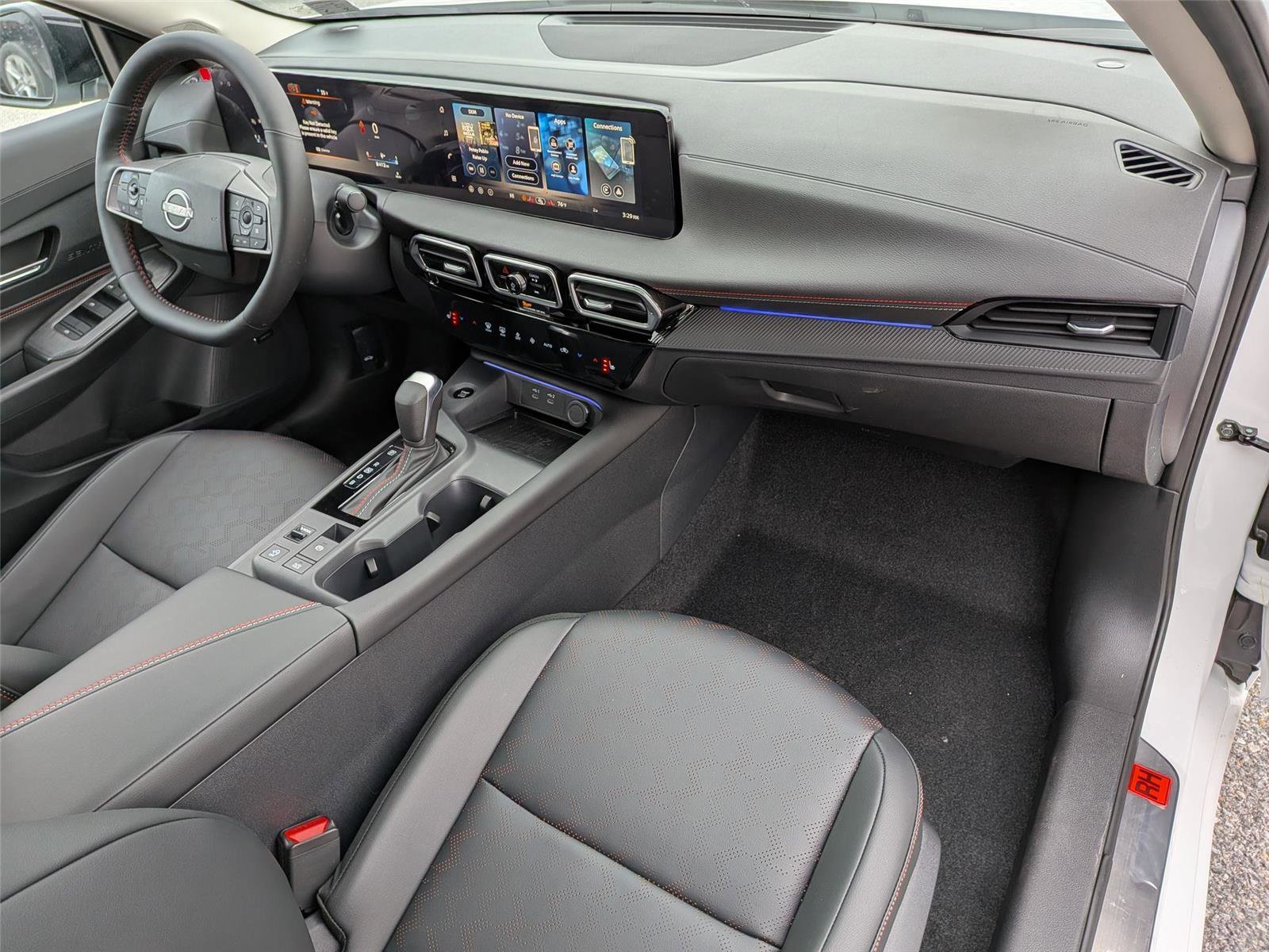 New 2026 Nissan Sentra SR w/ SR Premium Package FWD image 31