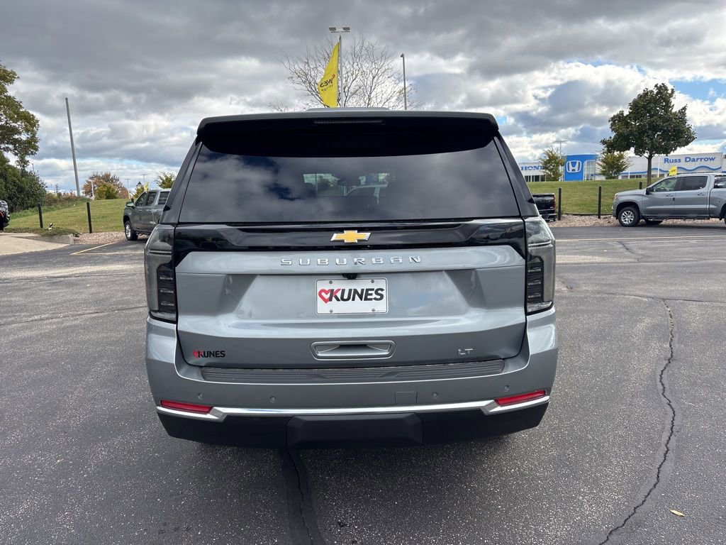 New 2026 Chevrolet Suburban LT w/ Comfort Package image 4