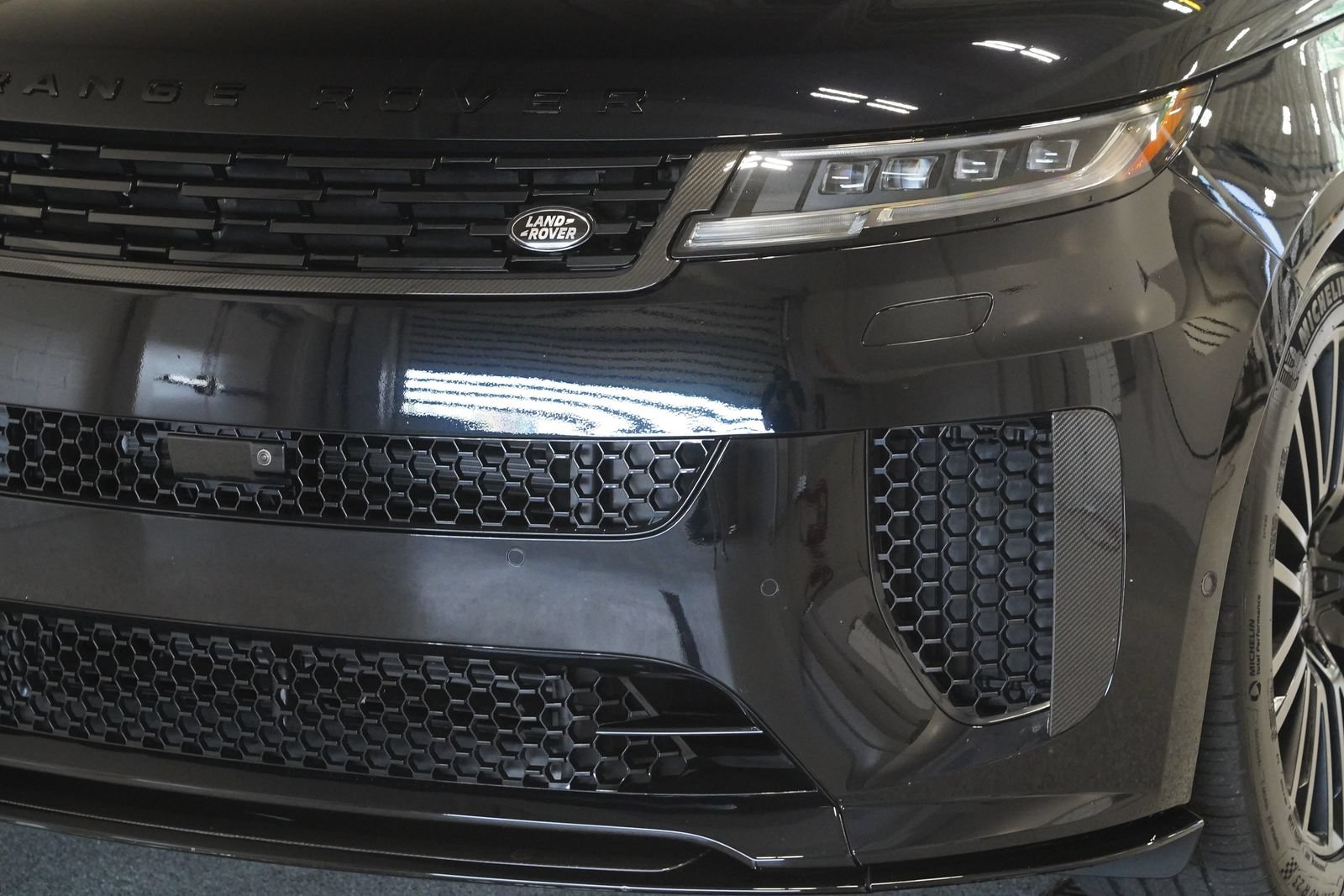 Used 2025 Land Rover Range Rover Sport SV Edition Two AWD/4WD image 6