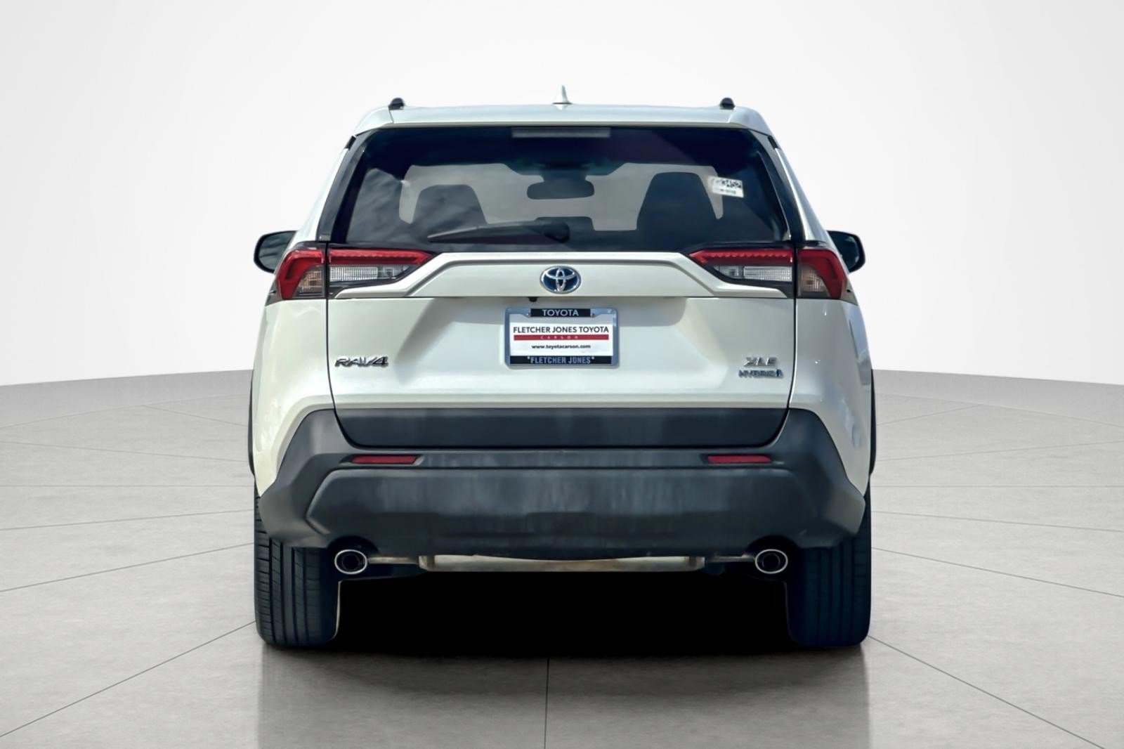 Certified 2022 Toyota RAV4 XLE Premium AWD/4WD image 4