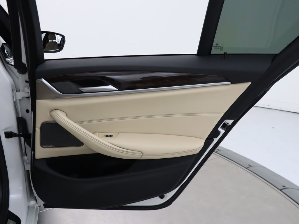 Used 2021 BMW 530i w/ Premium Package RWD image 38