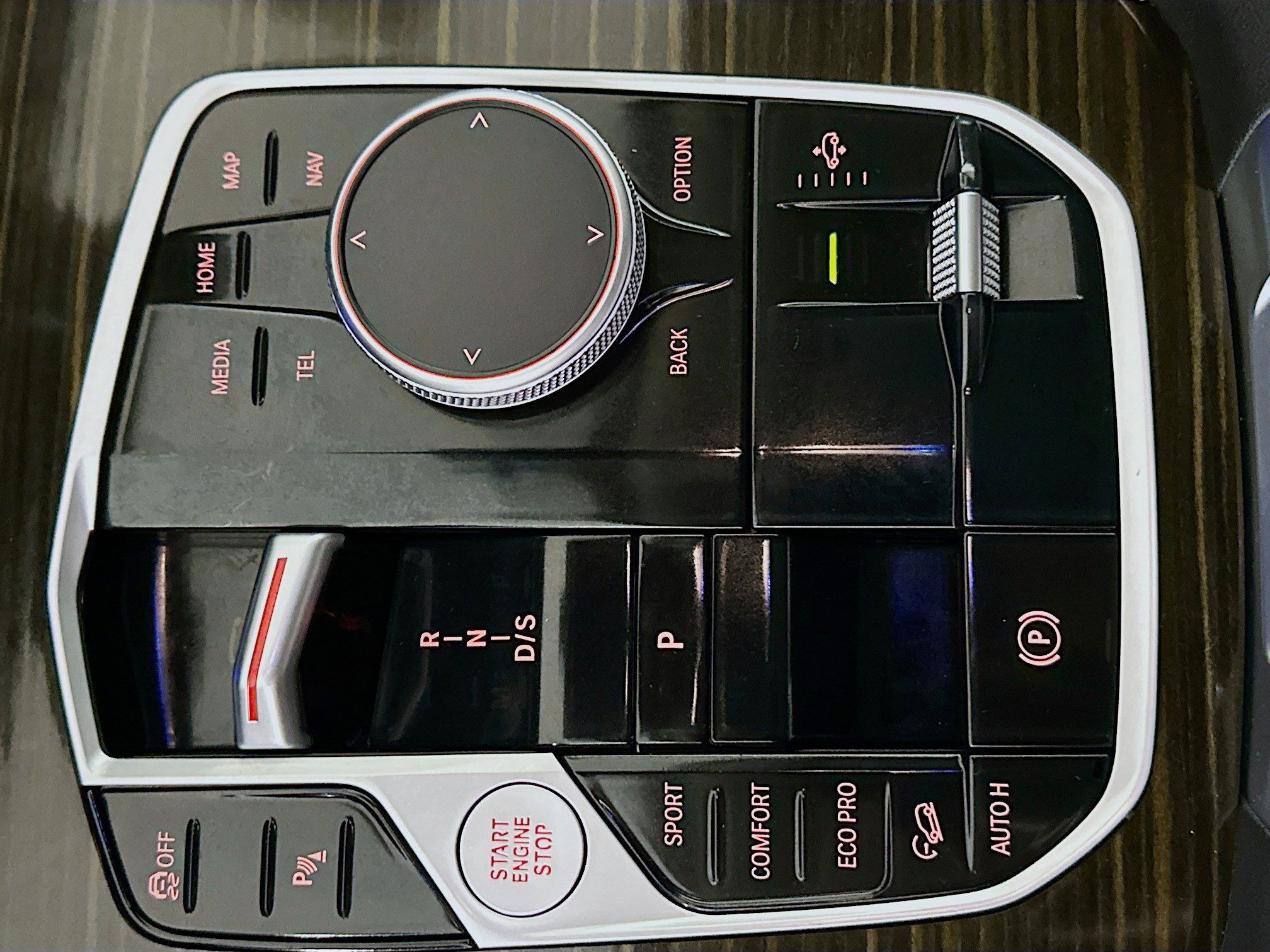 Used 2025 BMW X7 xDrive40i image 21