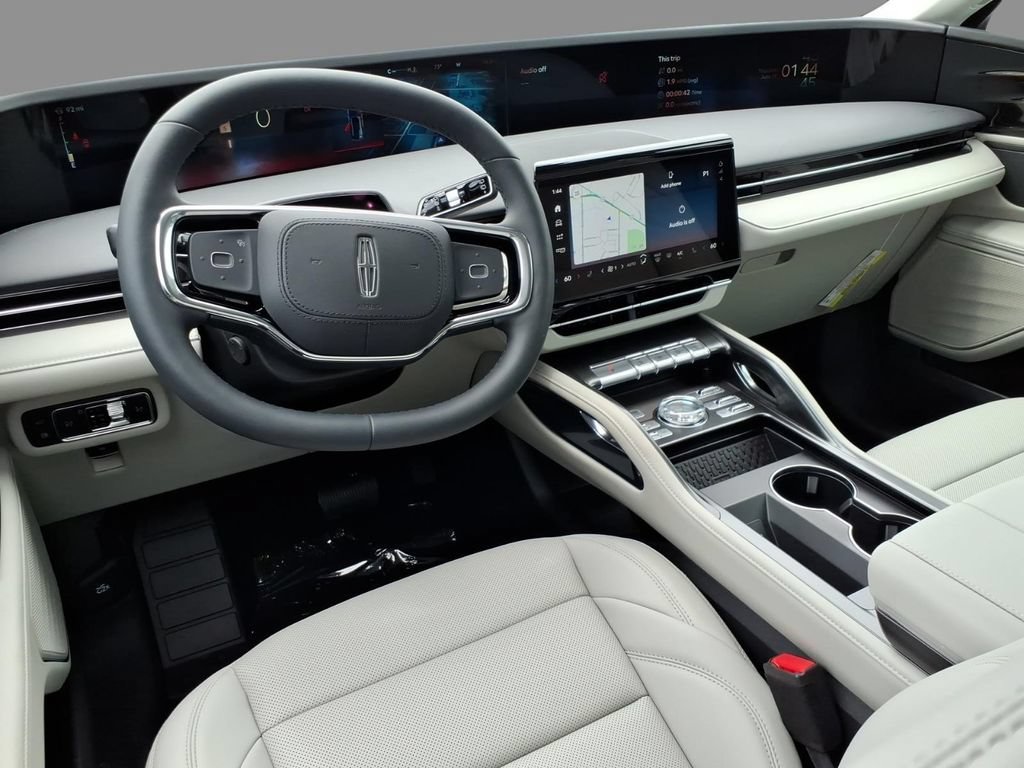 New 2026 Lincoln Nautilus Premier AWD/4WD image 6