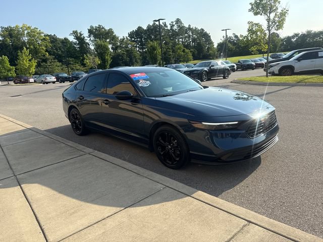 Used 2025 Honda Accord SE image 6