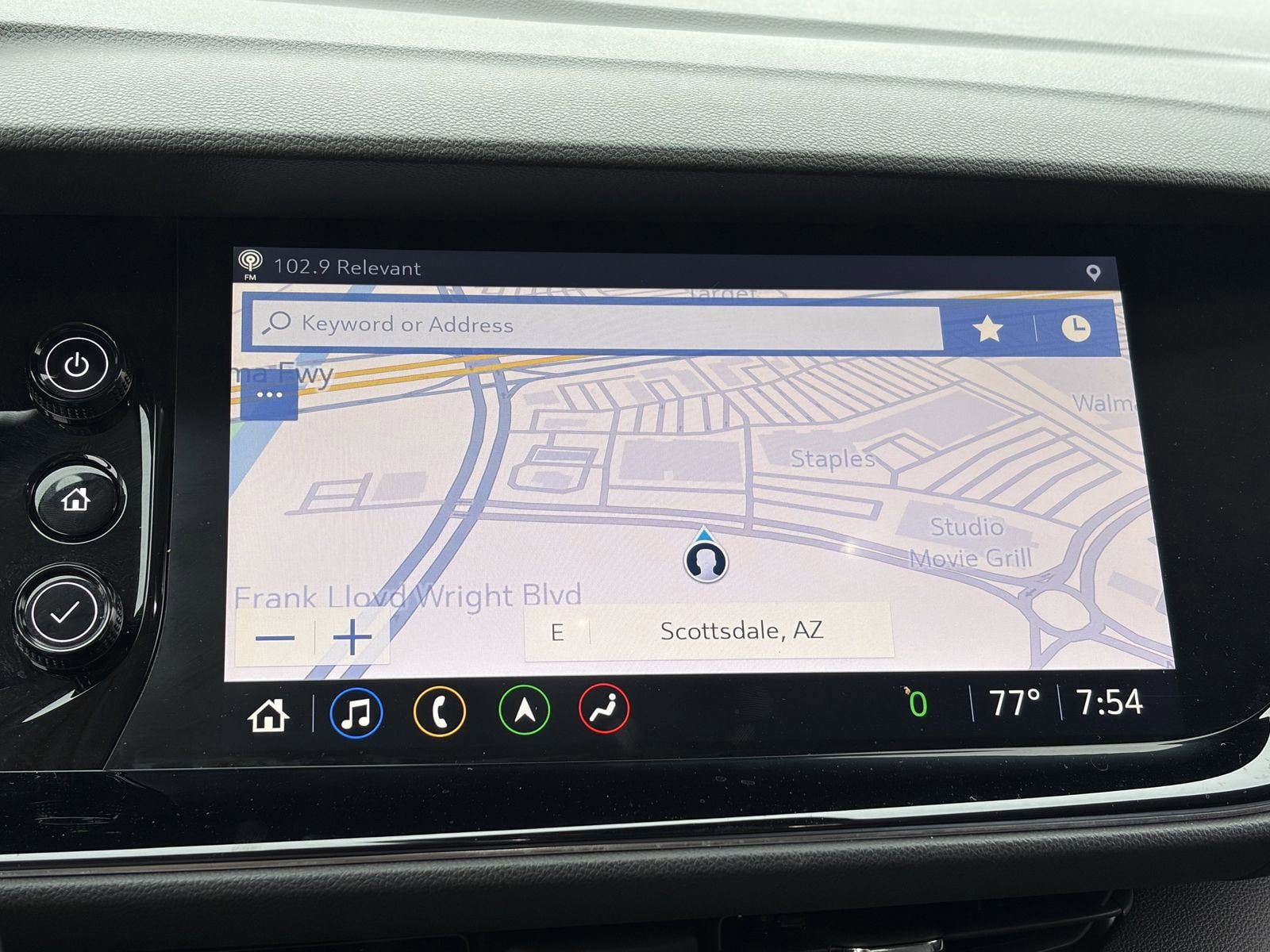 Certified 2021 Buick Envision Avenir w/ Technology Package II FWD image 29