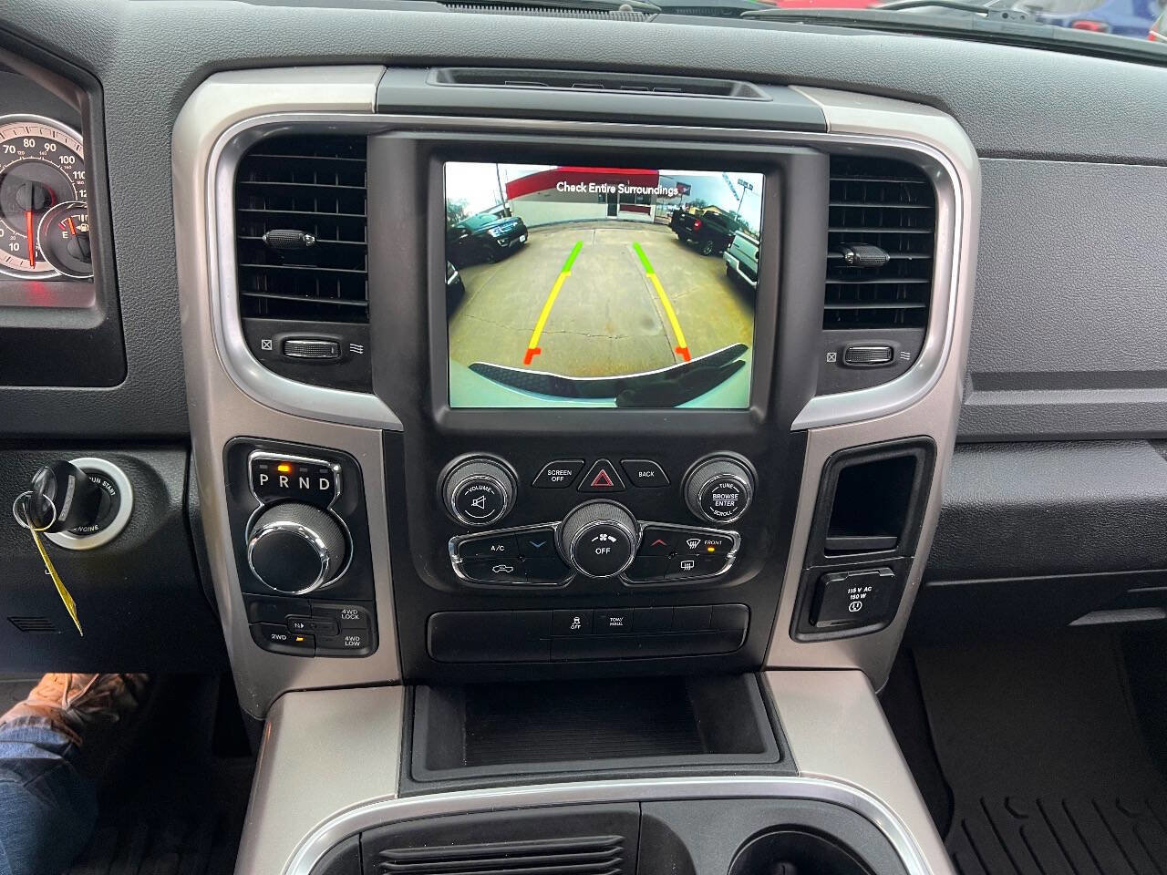 Used 2018 RAM 1500 SLT image 13