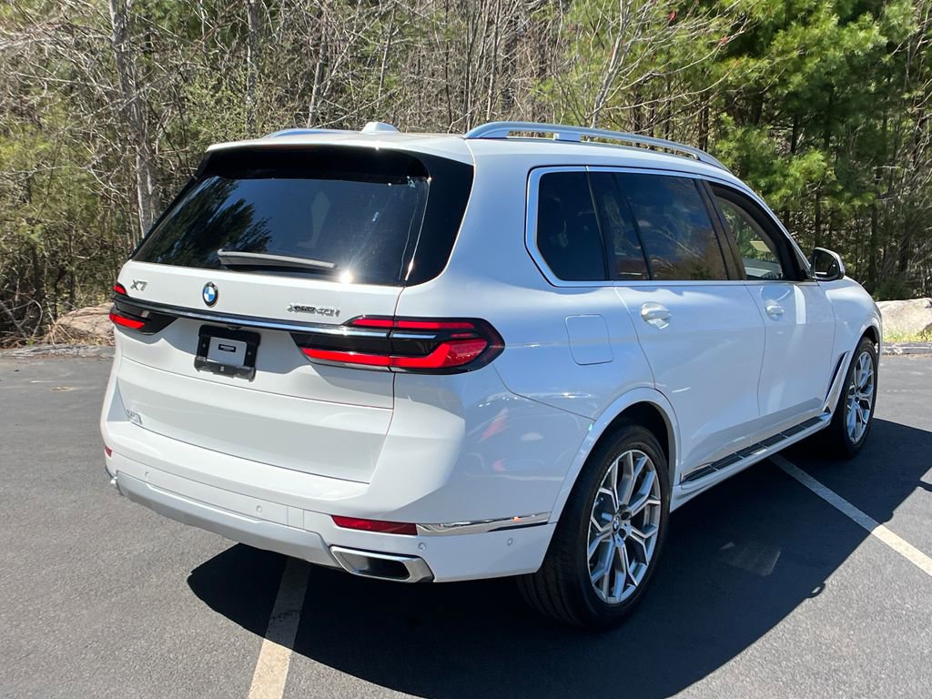 Used 2023 BMW X7 xDrive40i w/ Premium Package image 5