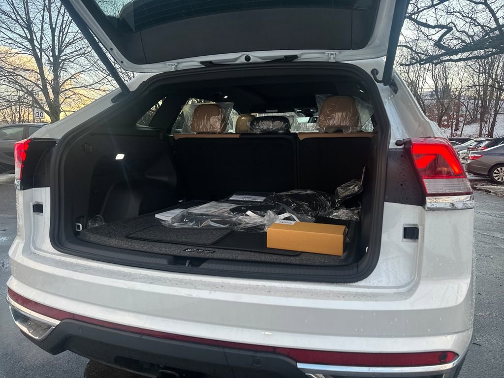 New 2026 Volkswagen Atlas Cross Sport SEL image 15