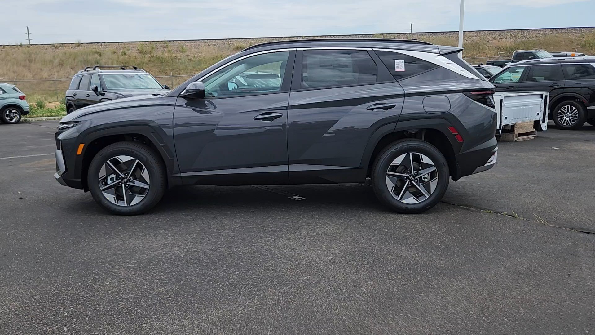 New 2026 Hyundai Tucson SEL AWD/4WD image 2