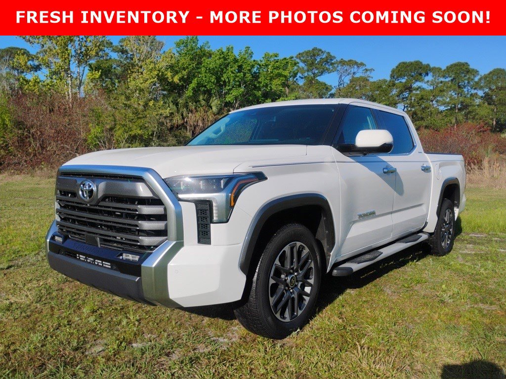 Used 2022 Toyota Tundra Limited image 1