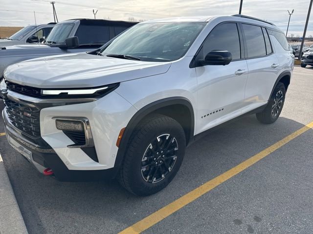 Used 2025 Chevrolet Traverse Z71 w/ Enhanced Driving Package