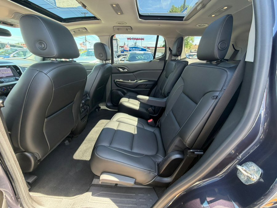 Used 2019 GMC Acadia SLT AWD/4WD image 9