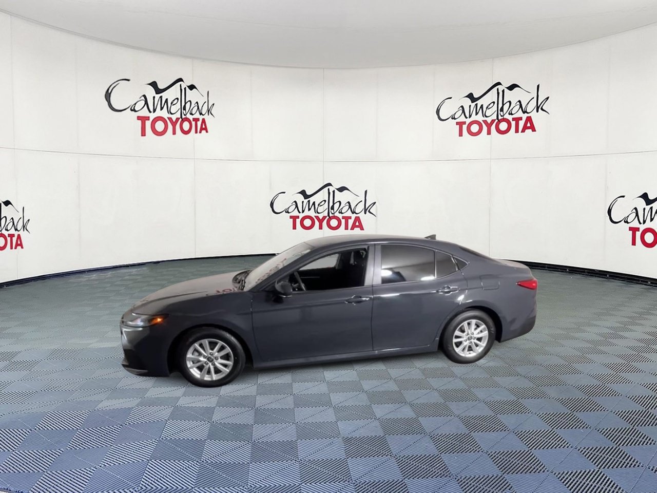 Used 2025 Toyota Camry LE FWD image 7