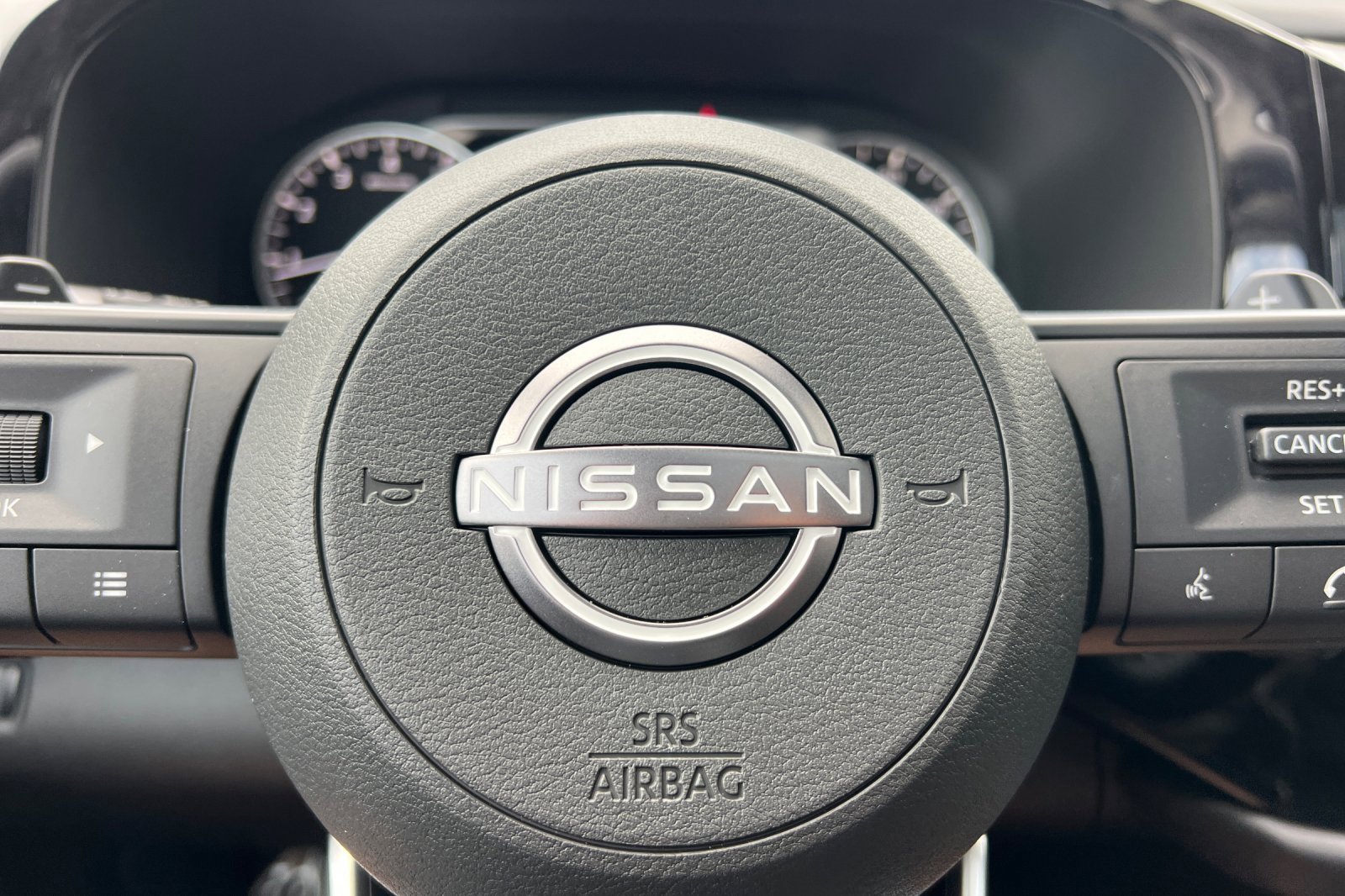 New 2025 Nissan Pathfinder SV w/ SV Premium Package image 33