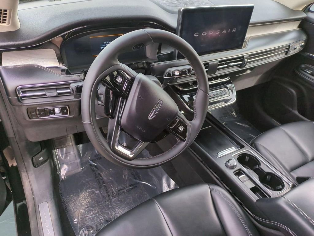 Certified 2023 Lincoln Corsair FWD image 11