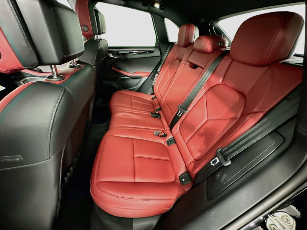 New 2026 Porsche Macan AWD/4WD image 24