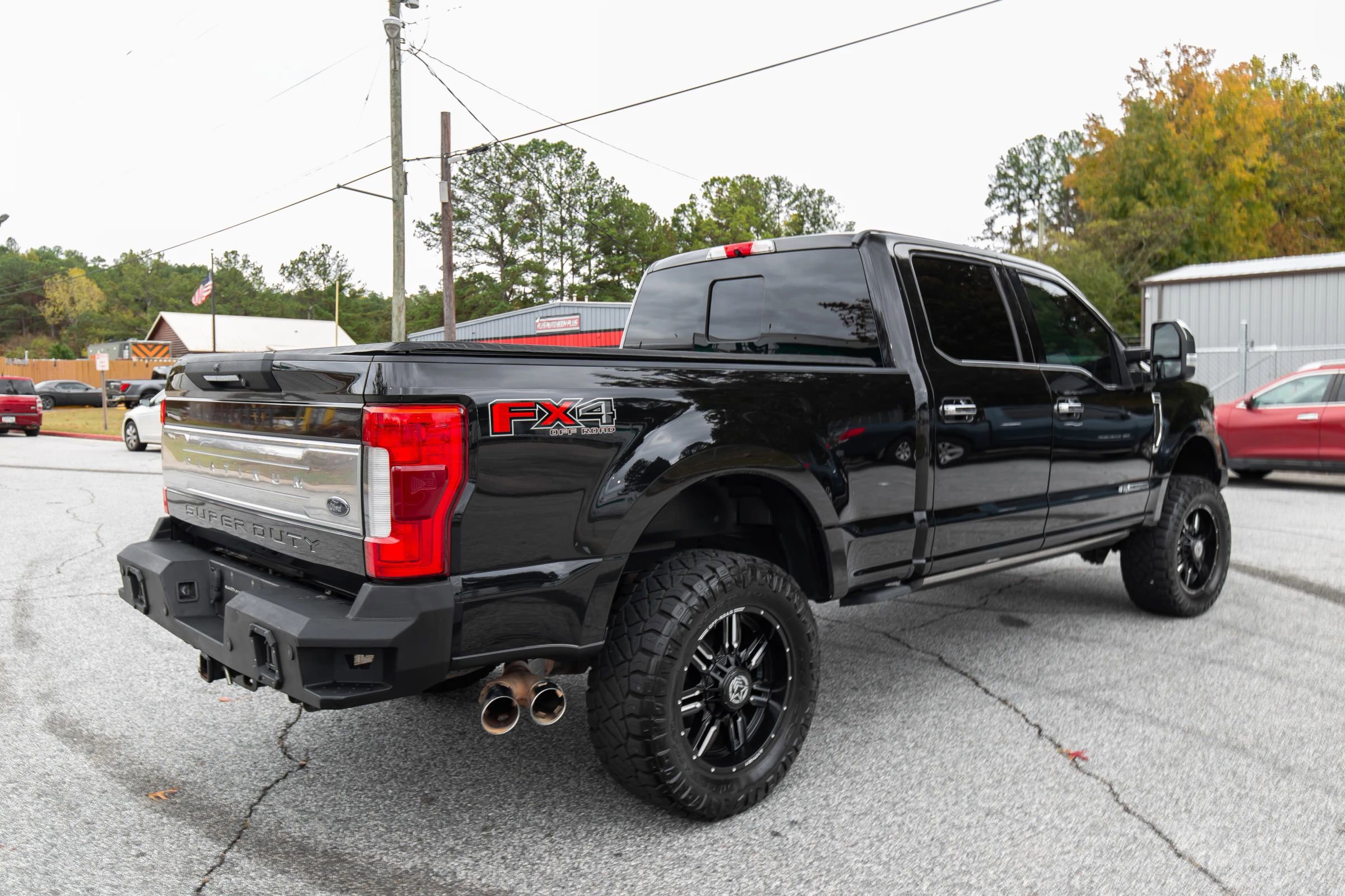 Used 2019 Ford F250 Platinum w/ Platinum Ultimate Package image 10