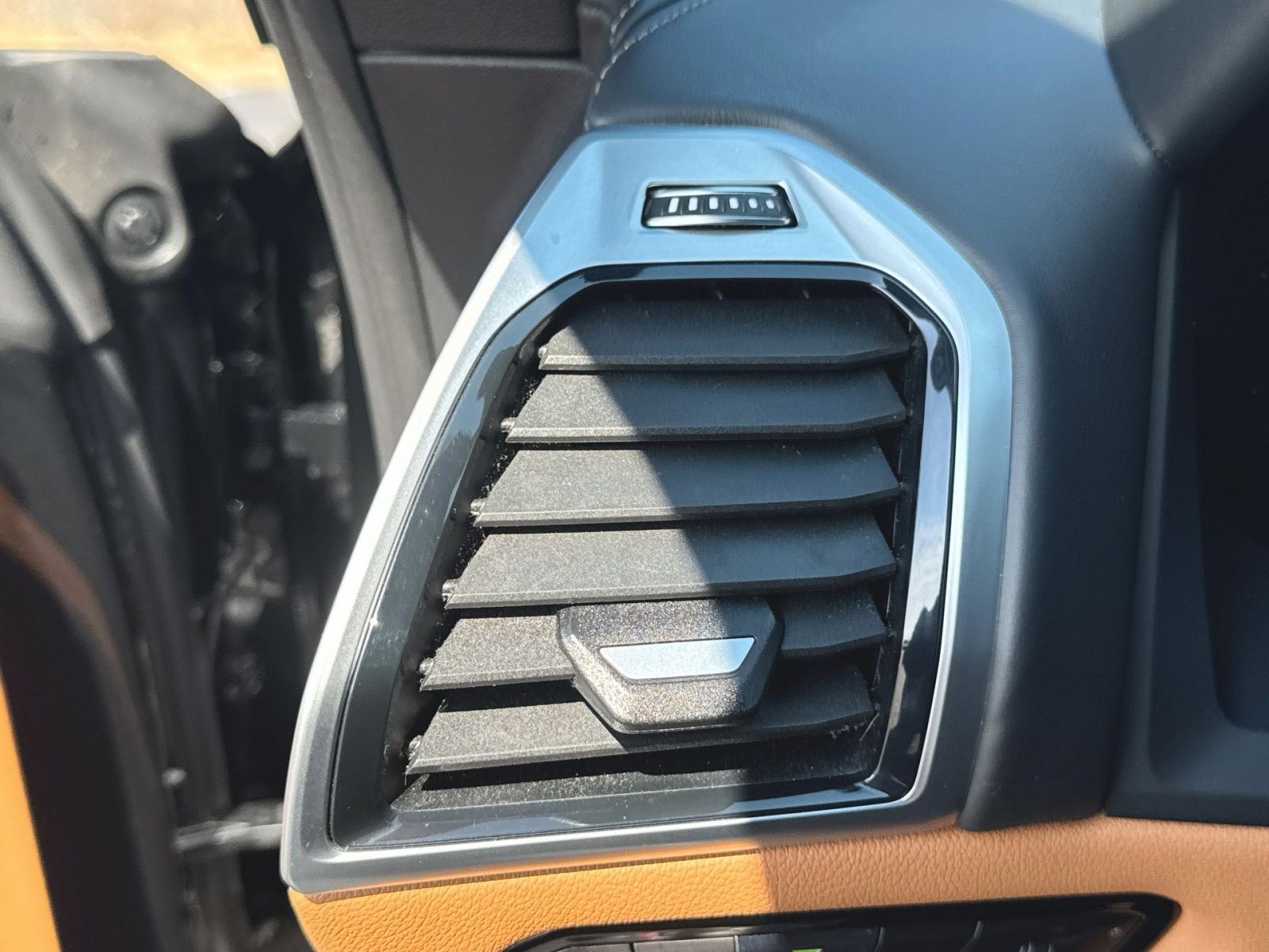 Used 2022 BMW 840i xDrive Convertible image 21