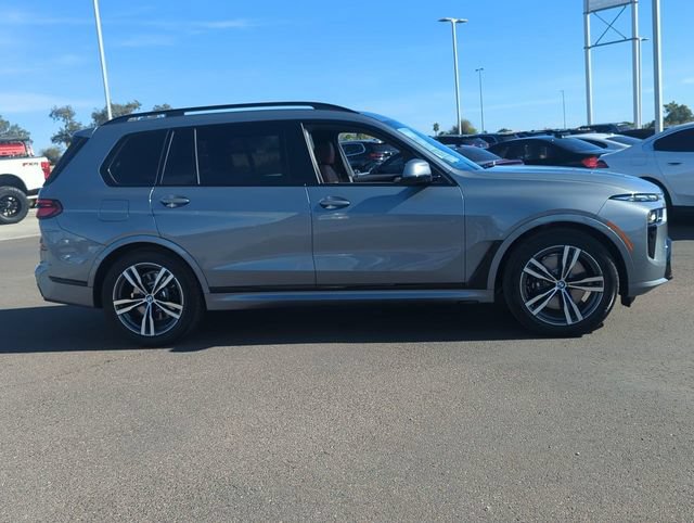Used 2026 BMW X7 xDrive40i w/ M Sport Package AWD/4WD image 5