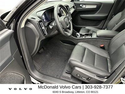 New 2025 Volvo XC40 B5 Plus w/ Protection Package Premier AWD/4WD image 10