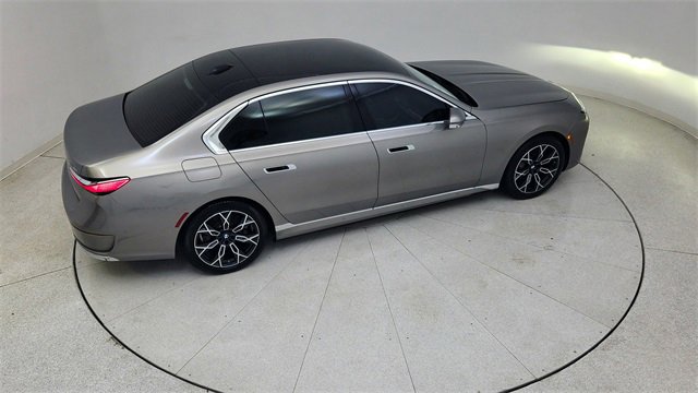 Used 2025 BMW i7 eDrive50 image 86