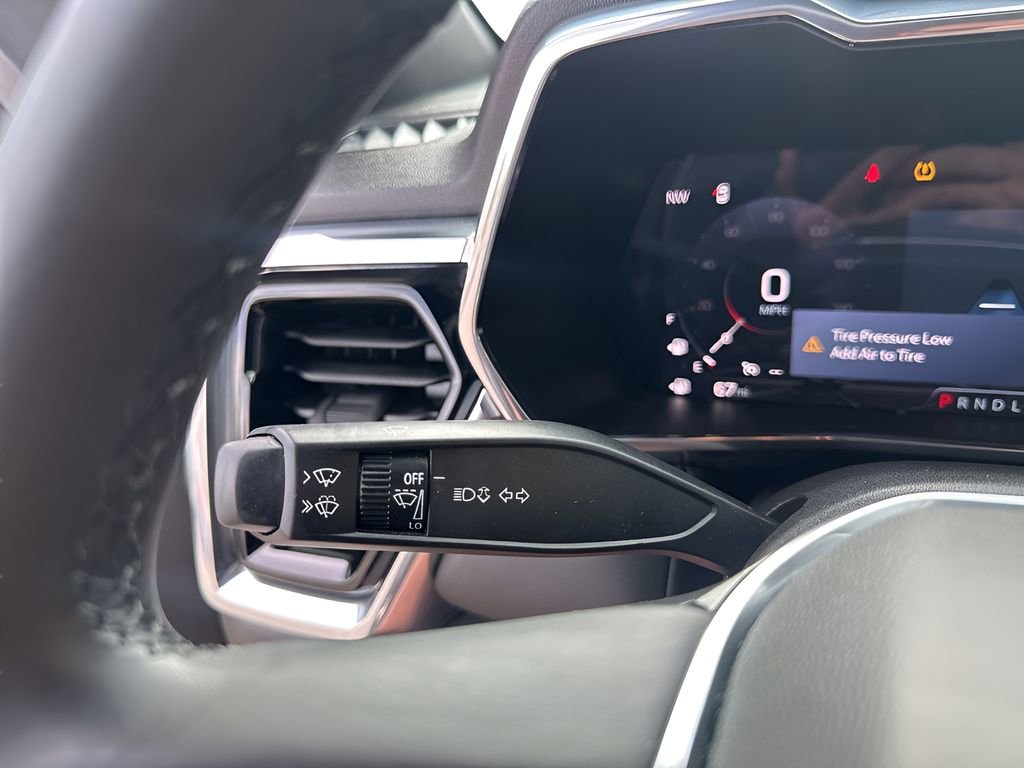 Used 2024 GMC Canyon Elevation w/ Convenience Package image 31