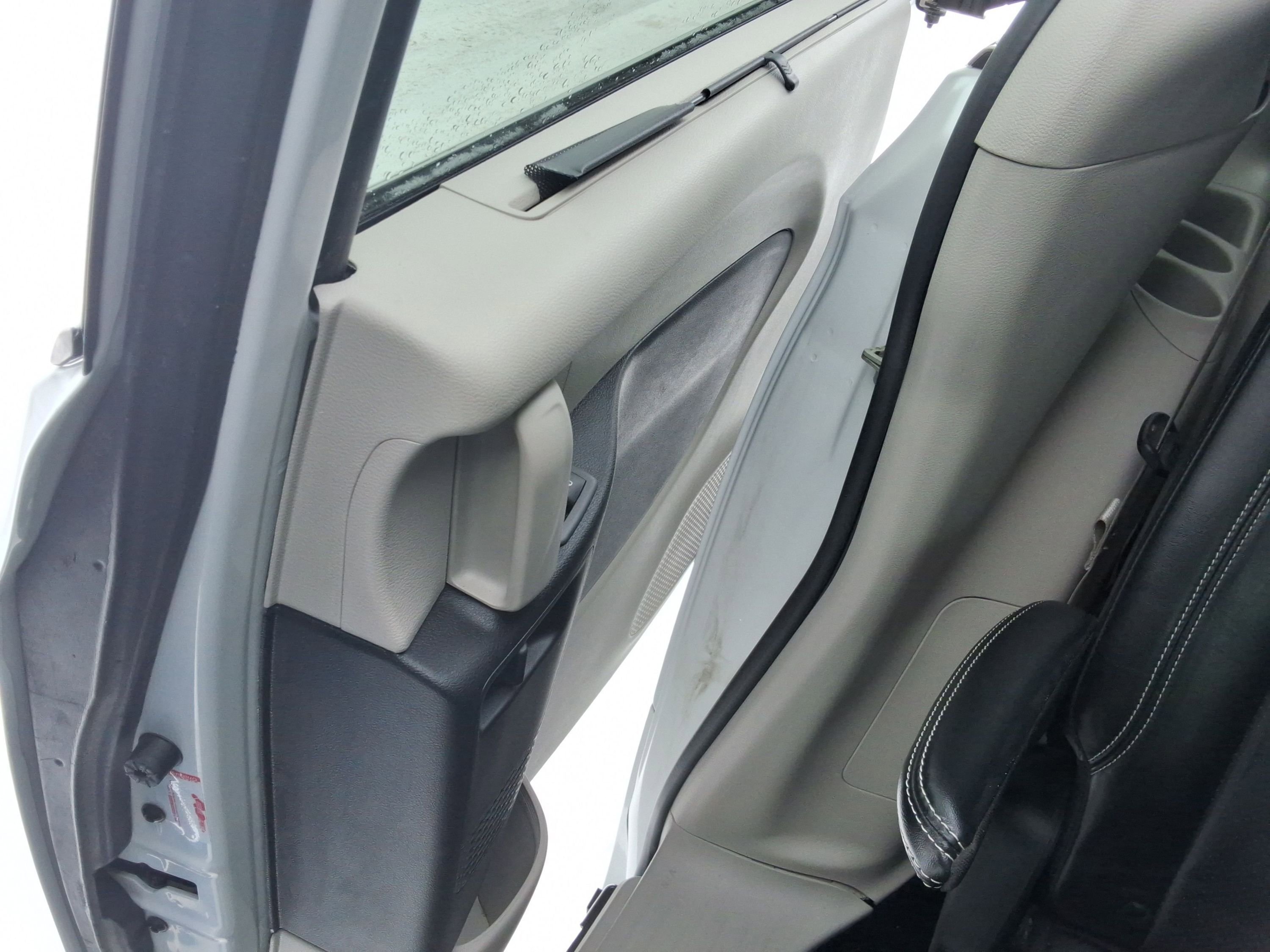 Used 2024 Chrysler Pacifica Touring-L image 23