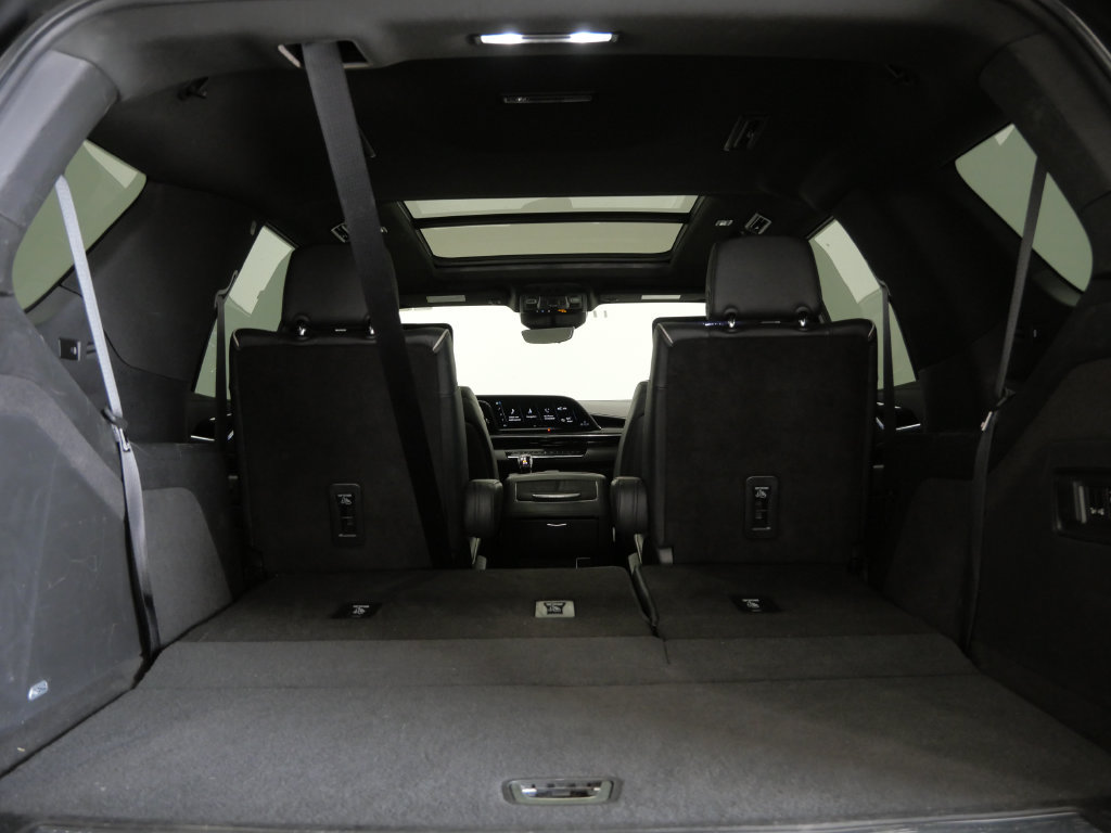 Used 2023 Cadillac Escalade Sport AWD/4WD image 29
