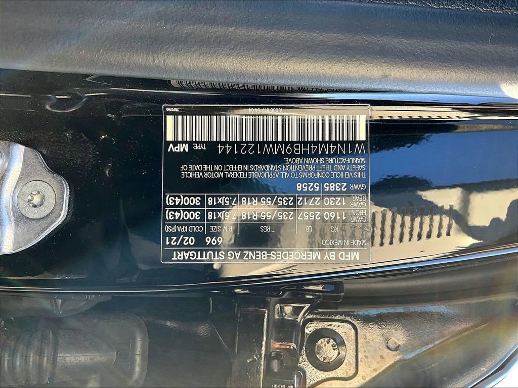 Used 2021 Mercedes-Benz GLB 250 4MATIC image 26