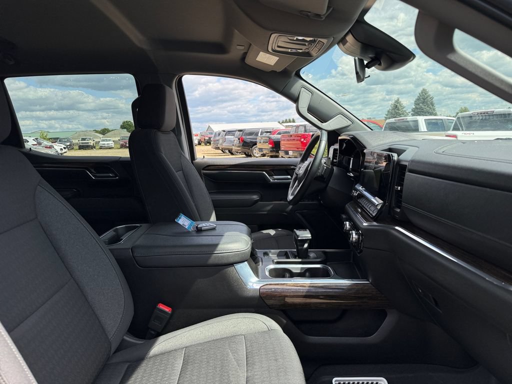 Used 2024 GMC Sierra 1500 Elevation AWD/4WD image 43